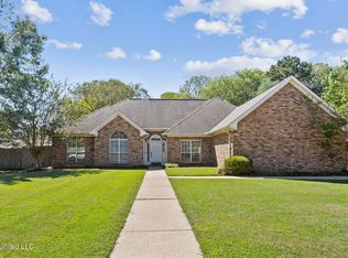 323 Woodlands Dr, Brandon, MS 39047