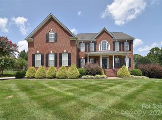 8341 Carly Ln W, Charlotte, NC 28227