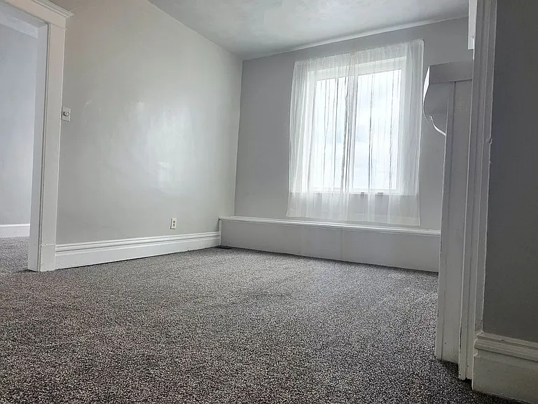 450 Bailey Ave — Photo 15
