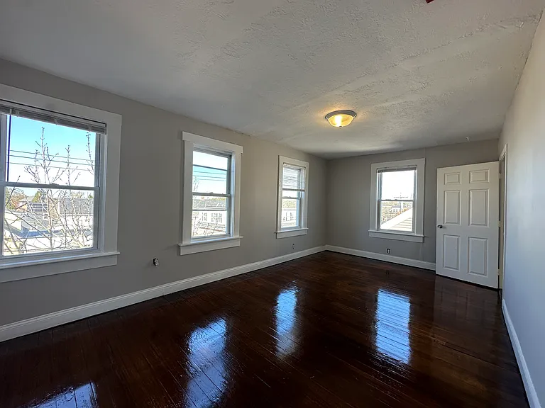 148 Bradford St #6 — Photo 8