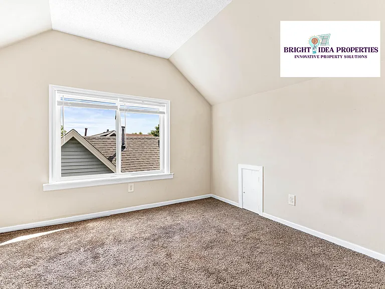 3114 Morgan Ave N — Photo 11