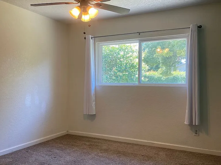 104 Woodcliff Dr — Photo 24