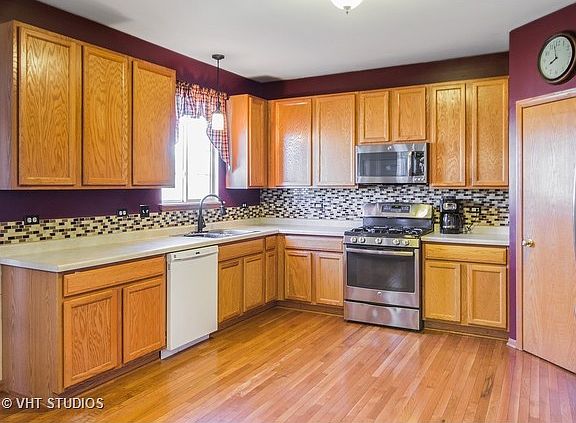 3rd image of 6303 Black Hill Ridge Dr