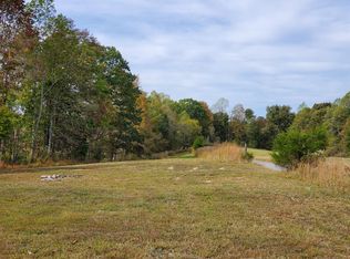 465 Purtle Rd, Lafayette, TN 37083