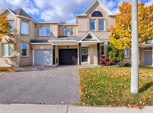 190 Sorento St, Ottawa, ON K2J 0B6