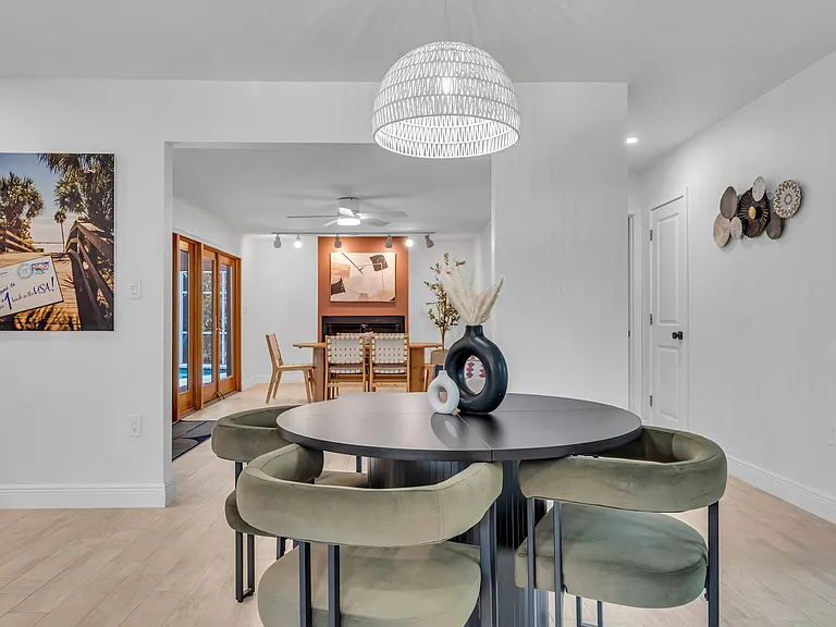 4421 Ocean Blvd — Photo 7