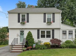 42 Leonard St, Woburn, MA 01801