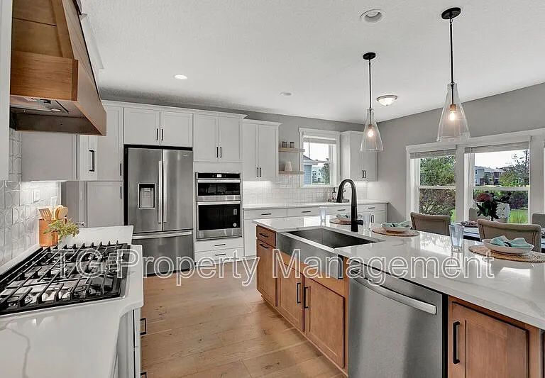 24 Goodhope Ct — Photo 1