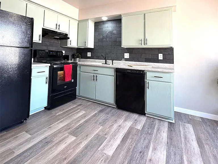 531 S Angus Ave #2 — Photo 6