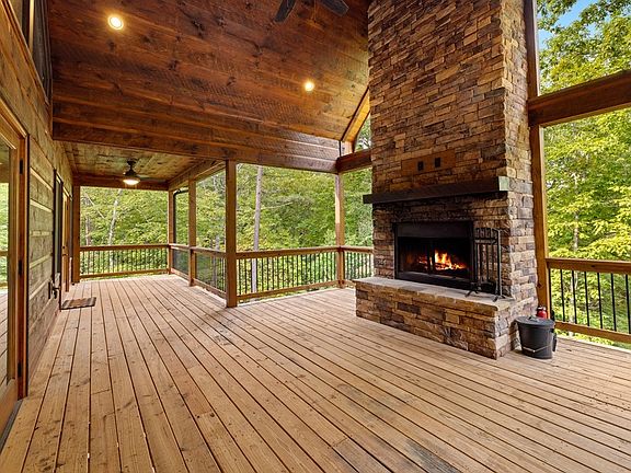 42nd image of this home