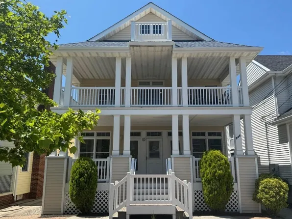 848 3rd St #1, Ocean City, NJ 08226