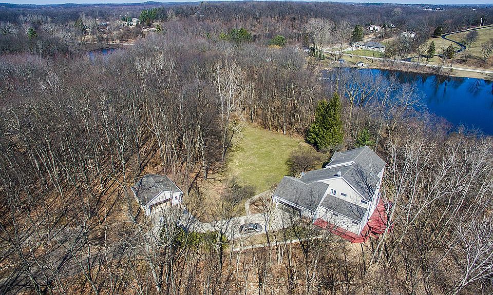 1st image of 11985 Highland Dr