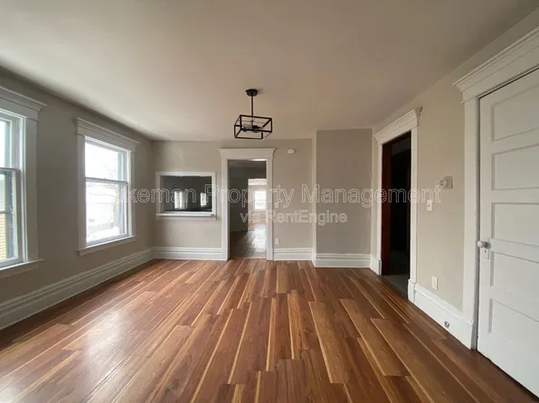 743 Academy St #2, Kalamazoo, MI 49007