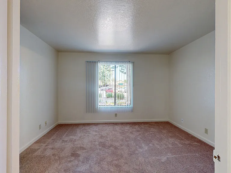 Pointe at Harden Ranch — Photo 43