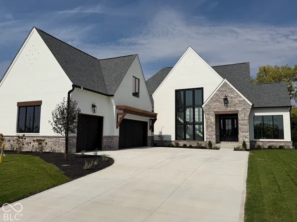 10880 Dartmoor Ct, Zionsville, IN 46077