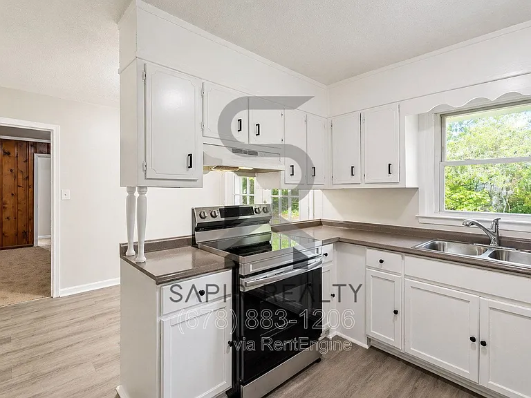 2620 Wiggins St — Photo 6