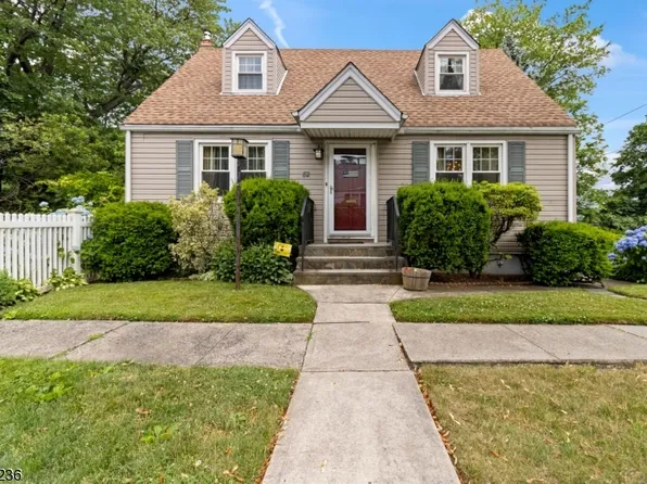 82 Gillespie Rd, Bloomfield Twp., NJ 07003
