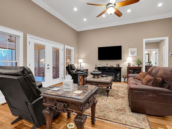 5th image of 5765 Spring Creek Rd