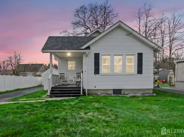 9 Harrison Ave, East Brunswick, NJ 08816