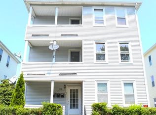 19 Endicott St, Worcester, MA 01610