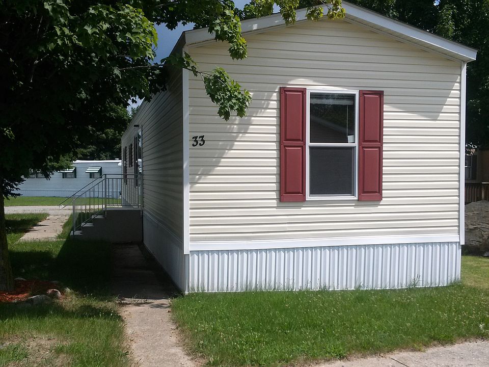 1st image of 33 Cardinal Hill Dr