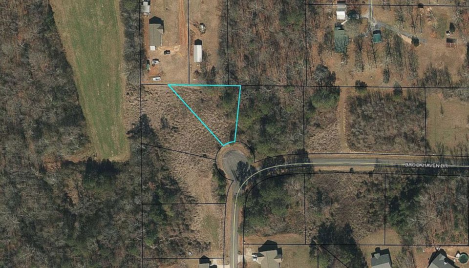 1st image of 48 Brookhaven Dr