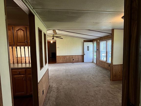 5th image of 606 S County Road 800 E