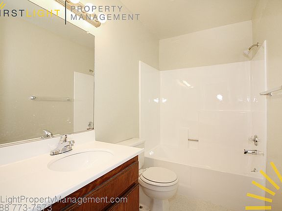 4th image of 11953 Eucalyptus Ave APT 1