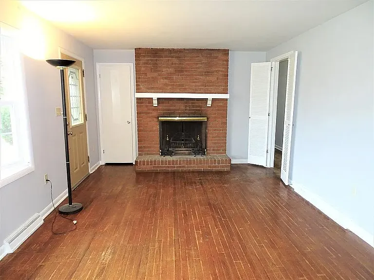 1656 Esbenshade Rd — Photo 5