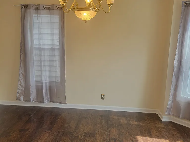 14 Seeley St #1 — Photo 6