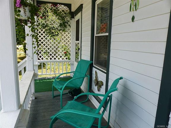 4th image of 110 Benham St