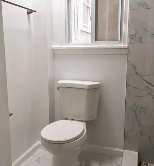 307 E 25th St #1 — Photo 5