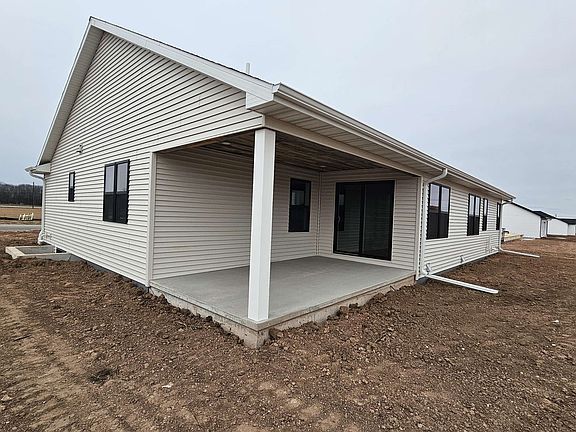 3rd image of N9208 Homestead Ln