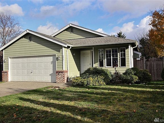 2nd image of 2521 55th Ave NE