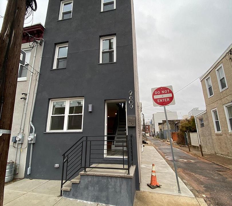 1st image of 2609 Almond St