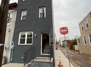 2609 Almond St, Philadelphia, PA 19125