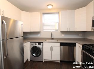 2130 N Sawyer Ave APT 1W, Chicago, IL 60647