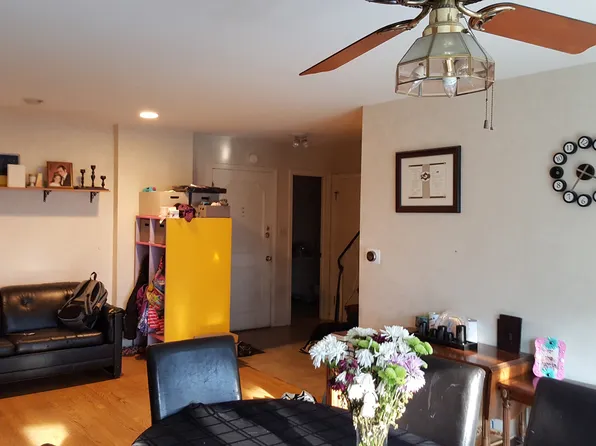 2844 W Touhy Ave Unit B, Chicago, IL 60645