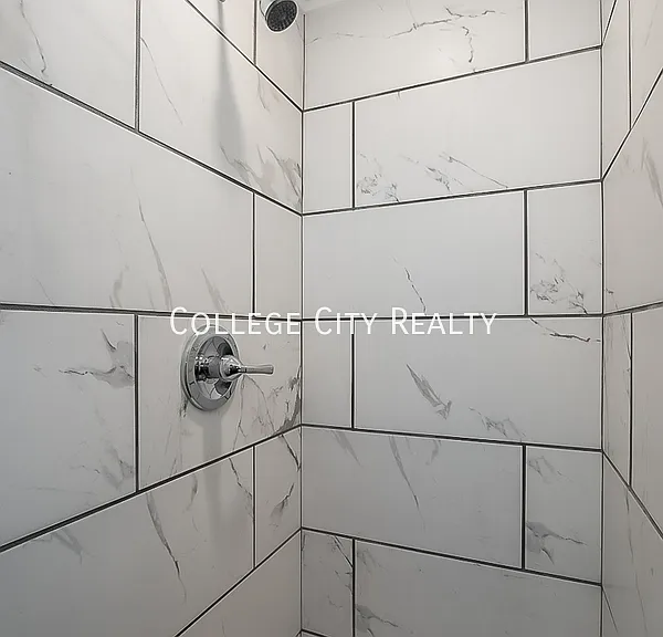 22 Dubois Ter — Photo 28