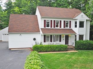 1556 Winbury Dr, Midlothian, VA 23114