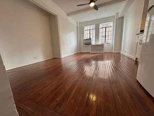 25 Tudor City Place #622