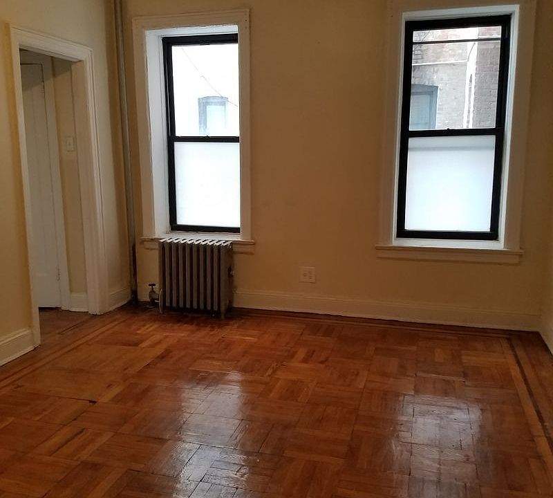 1st image of 300 Sullivan Pl APT A4