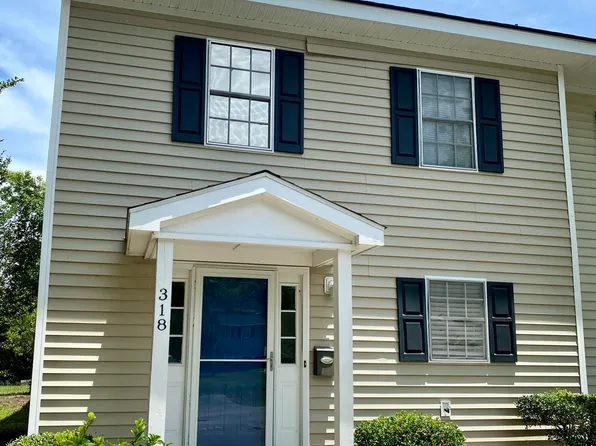 318 Lakeside Dr #D-6, Mount Pleasant, SC 29464