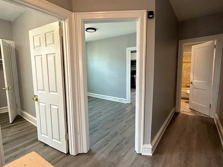 2515 S 66th St #2 — Photo 11