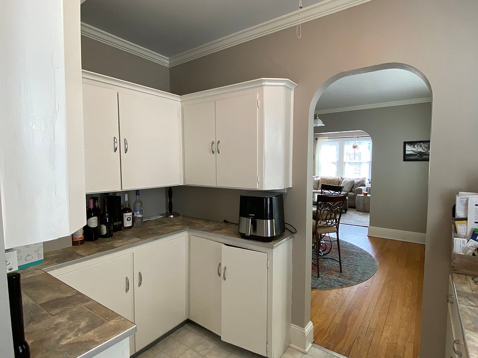 Butler's Pantry