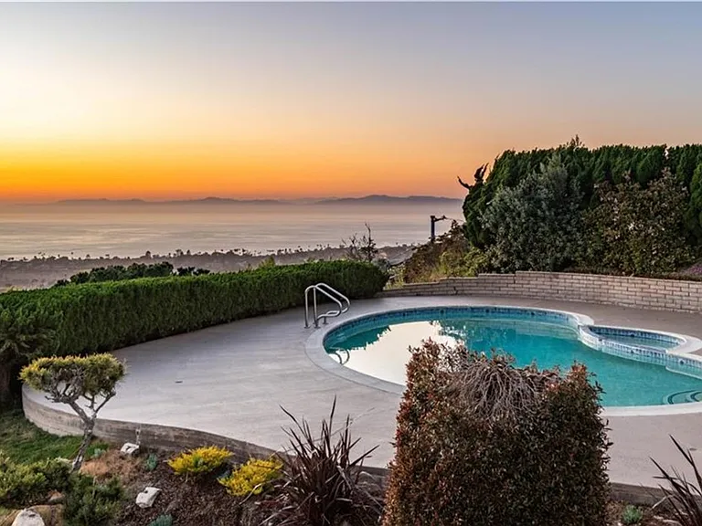 7183 Avenida Altisima — Photo 40