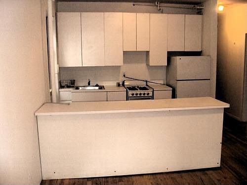 1st image of 145 W 72nd St