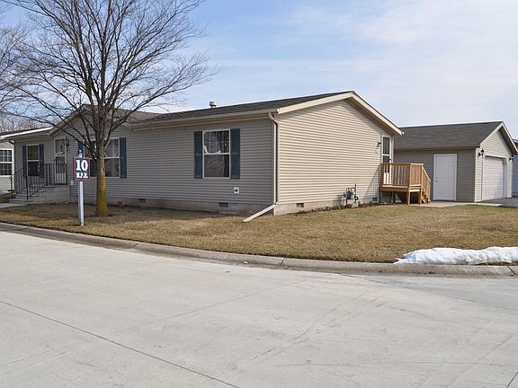 2nd image of W6977 Shorewood