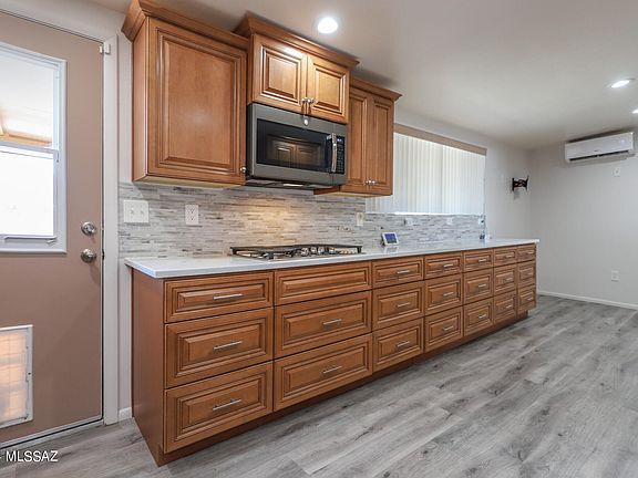 4th image of 8418 E Desert Steppes Dr
