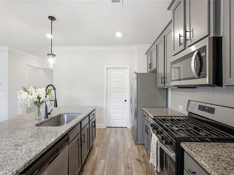 2700 Westgate Park Dr — Photo 18